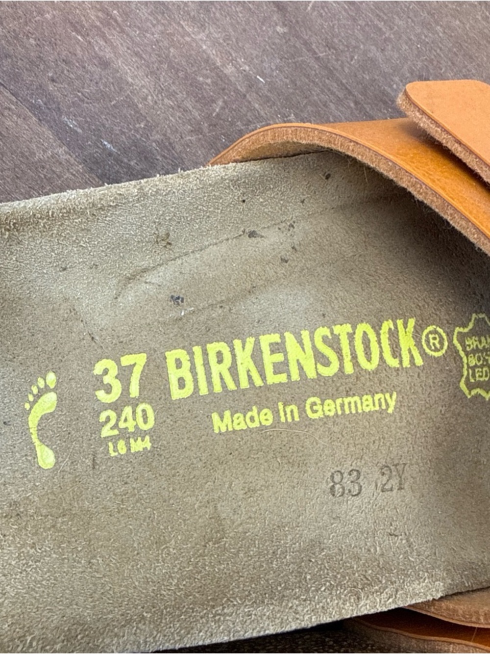 Birkenstock Madrid Leather Sling Bag in Orange/tan size 37 or 6/6.5 - Picture 5 of 9